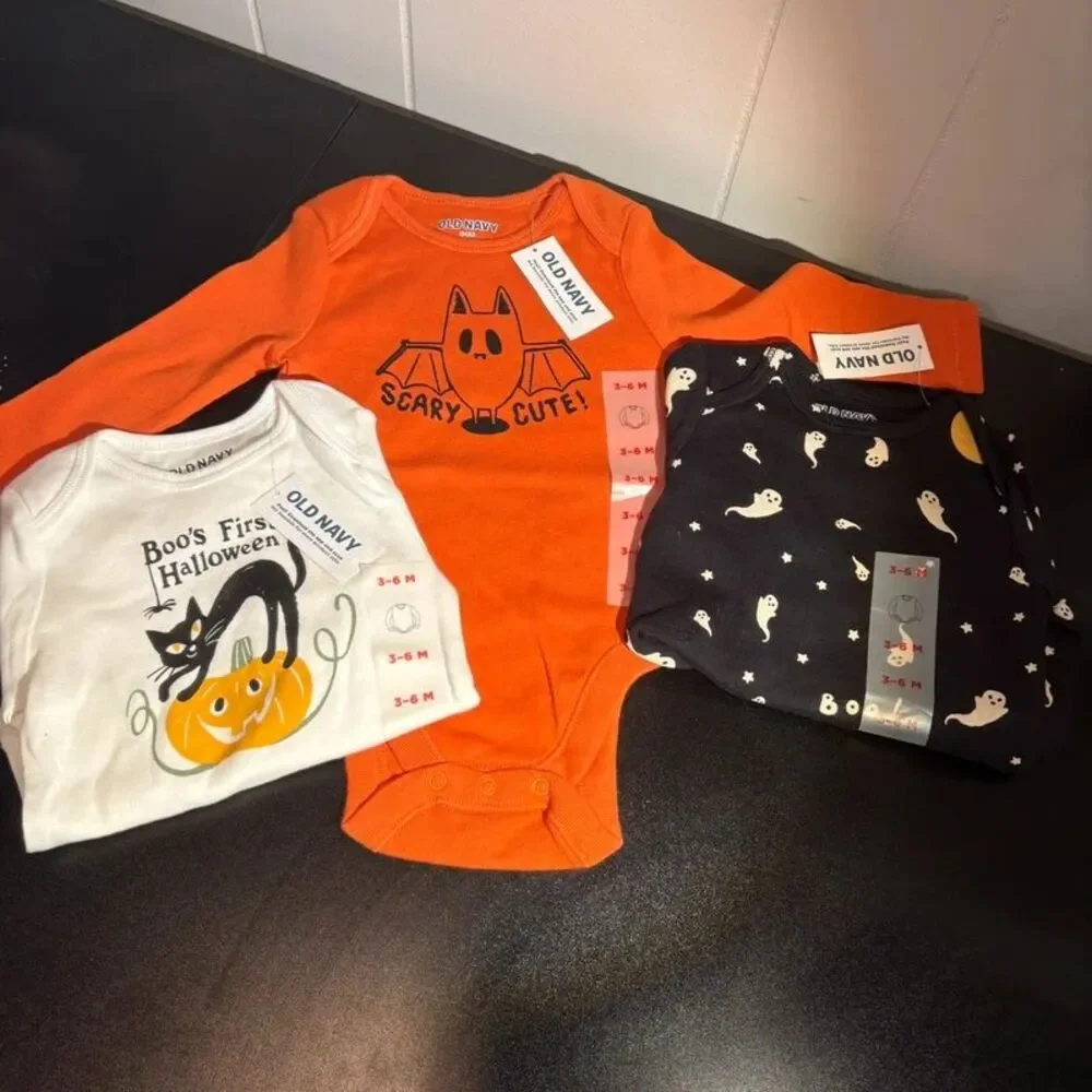 NWT Old Navy Baby Halloween Long Sleeve Snap Bodysuits Lot of 3 Size 3-6M